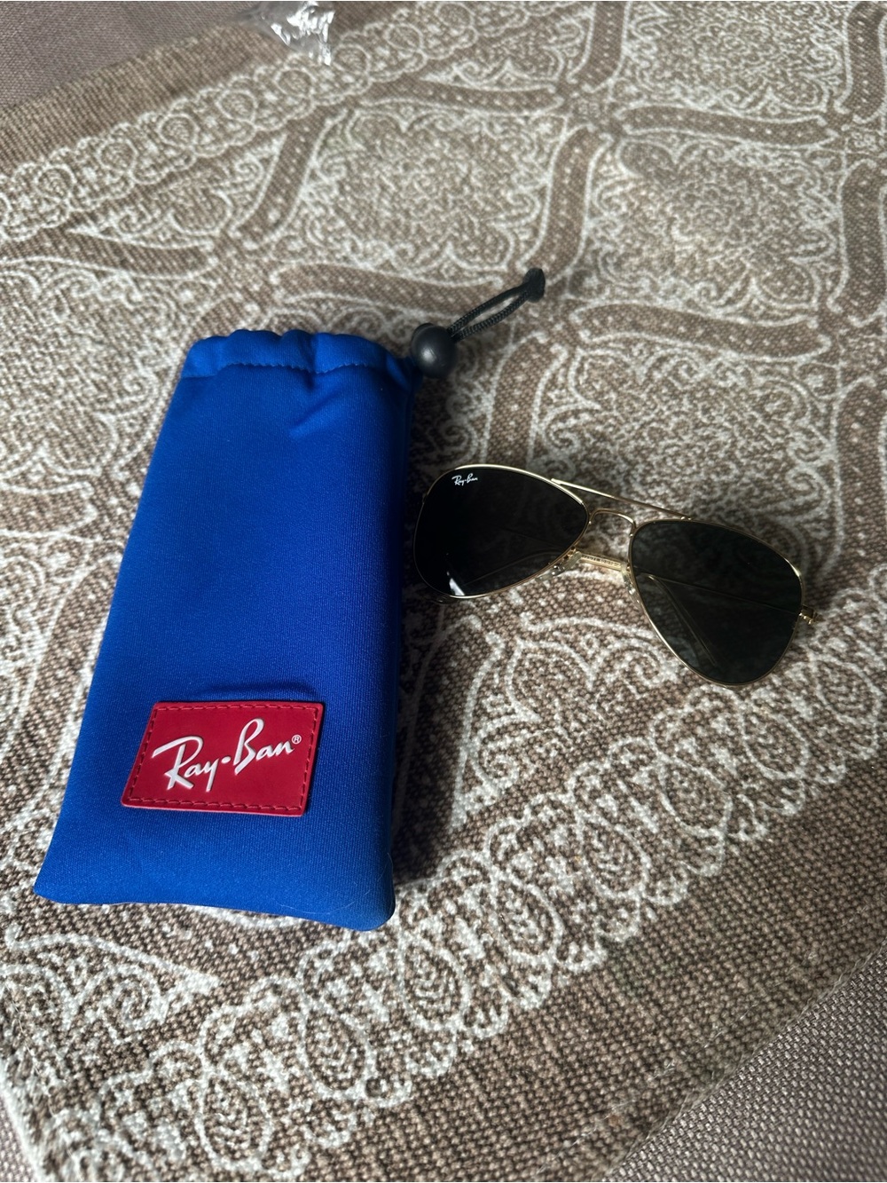 Ray-Ban Kids Aviator Sunglasses Gold Frame with Black Lenses - Picture 2 of 2